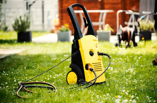 Best Animal Enclosure Cleaning  in Byron, CA